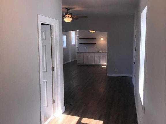 2nd image of 9830 Sadie Ave