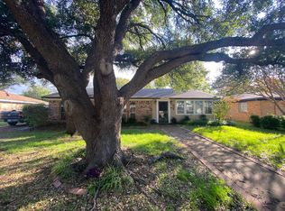 1006 Holly Hill Ct, Arlington, TX 76014
