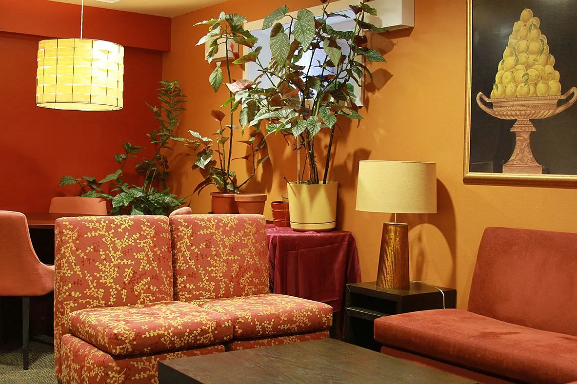 MT BAKER VILLAGE APTS — Photo 2