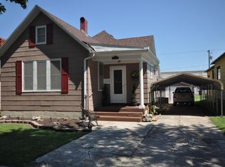 127 W Locust St, Aurora, MO 65605