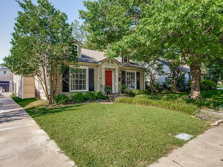 6006 Penrose Ave — Photo 15