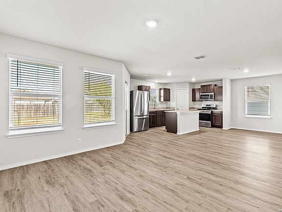5th image of 3515 Salado Brk