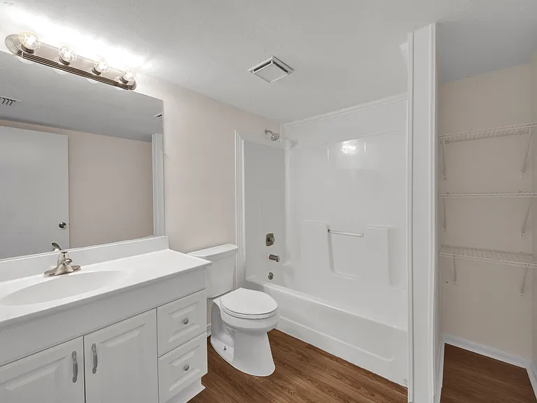 145 Cypress Way E #D-4 — Photo 7