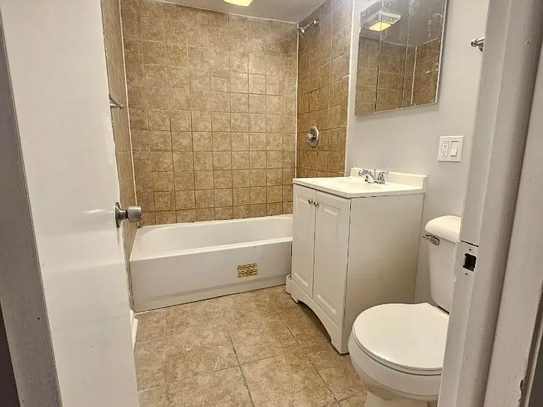 5501 W Wellington Ave — Photo 5