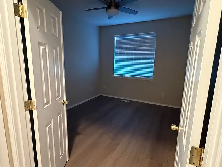 413 Roger Smith Dr — Photo 10