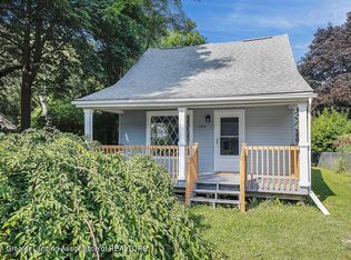 424 S Rosemary St, Lansing, MI 48917