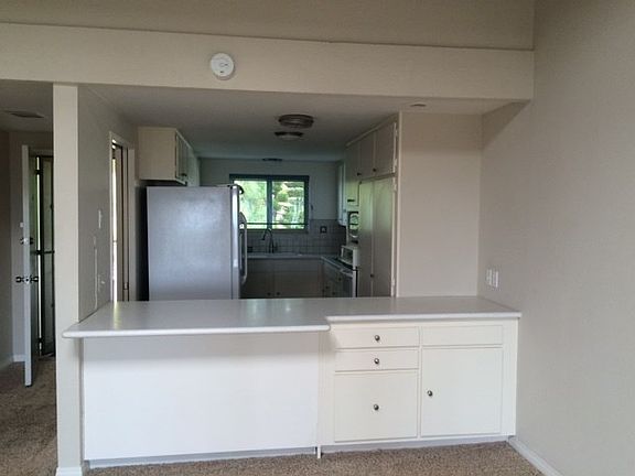 Kitchen bar