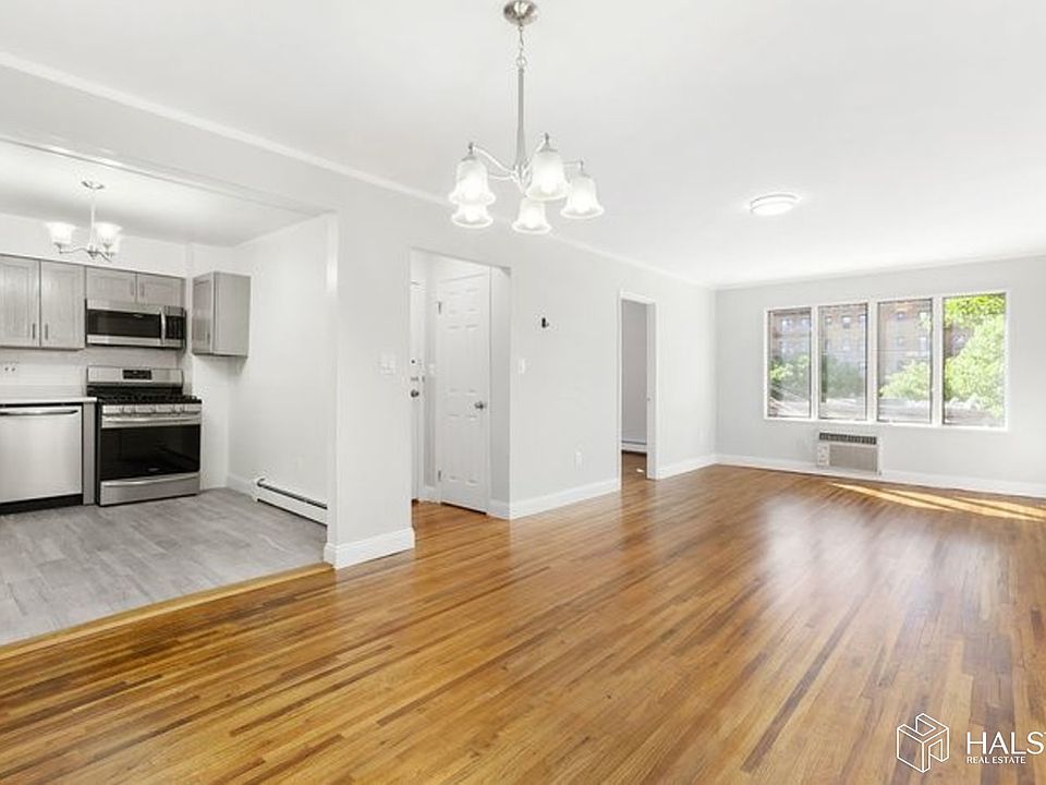 1st image of 21-15 32nd St #3