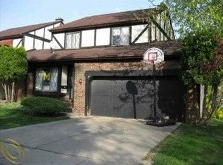 1002 Fremont St, Flint, MI 48504