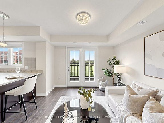 3rd image of 2441 Greenwich Dr #11