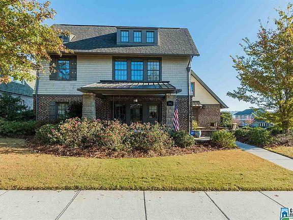 3rd image of 3862 Village Center Dr