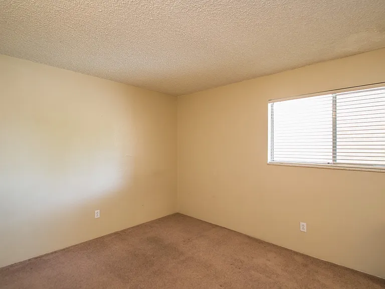 3161 Madison Ave — Photo 30