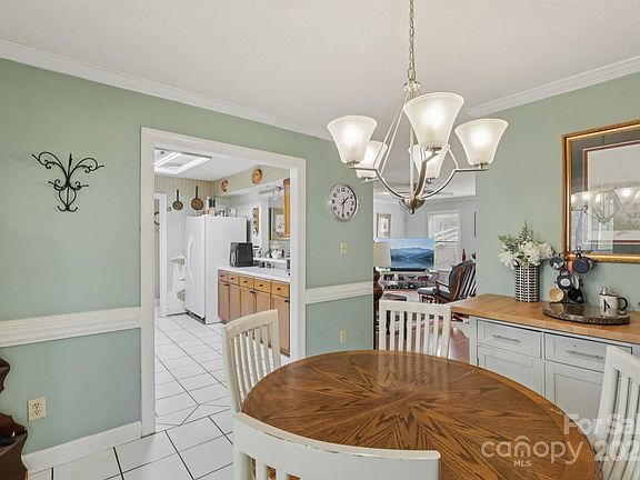 5th image of 6137 Loch Arbor Ln