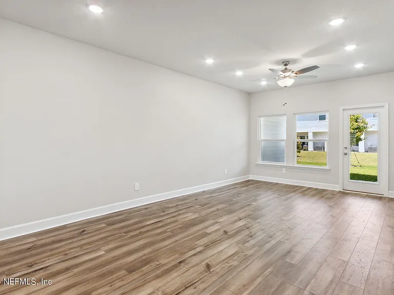 95337 Katherine St — Photo 30