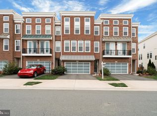 23490 Hillgate Ter, Ashburn, VA 20148