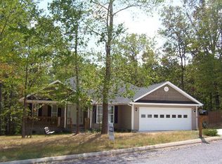 509 Enzian Dr, Dalton, GA 30721