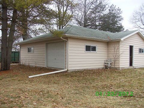 2nd image of 2054 W Adams Rd