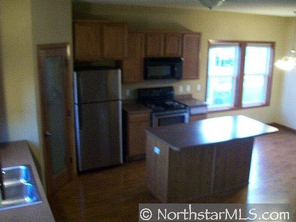 2nd image of 810 Emerson Avenue N