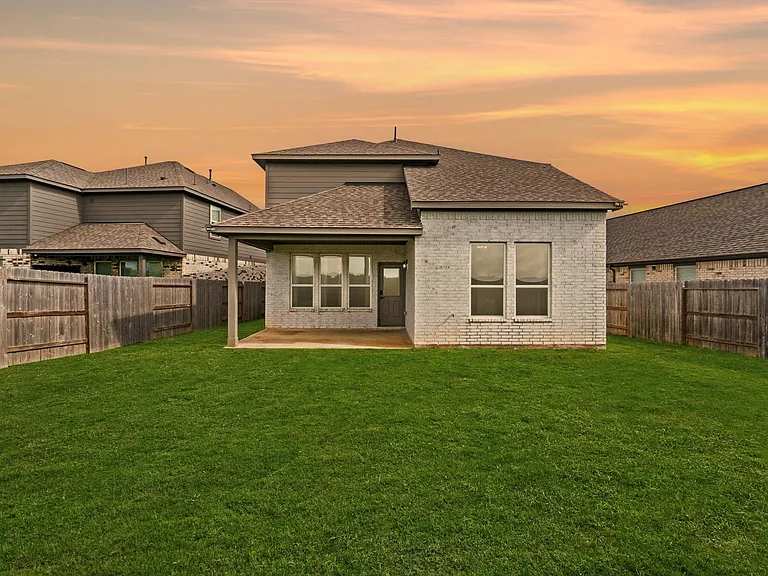 21215 Catalina Palm Dr — Photo 29