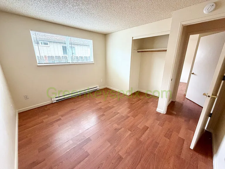 6125 SE 90th Ave — Photo 19