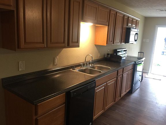 2nd image of 1510 McKinley St #B