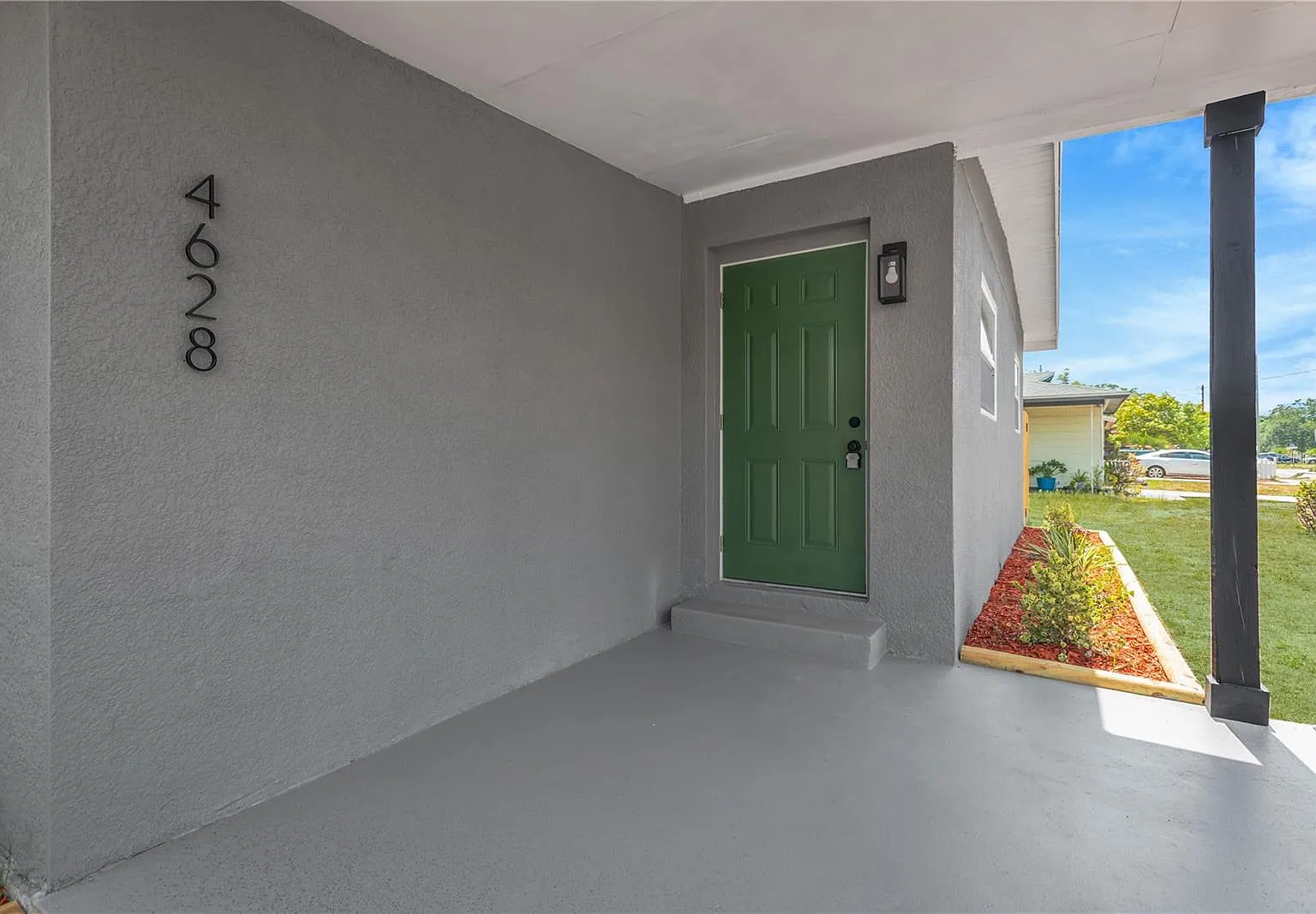 3 bed, 935 sqft, $2,600 — Photo 2