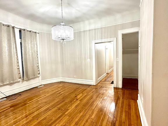 4th image of 4625 S Saint Lawrence Ave #1