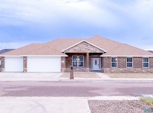 613 Providence Cir, Clovis, NM 88101