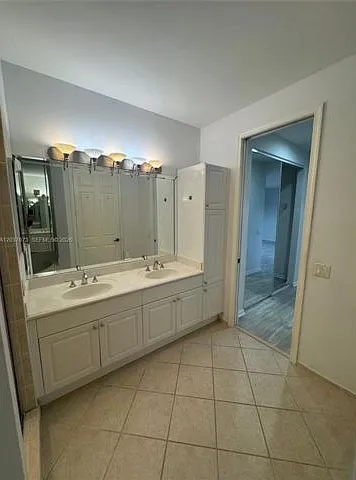 2643 Center Court Dr — Photo 10