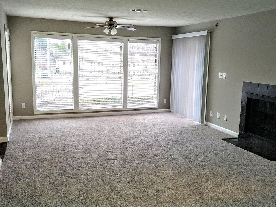 1st image of 103 Cobb Xing SE