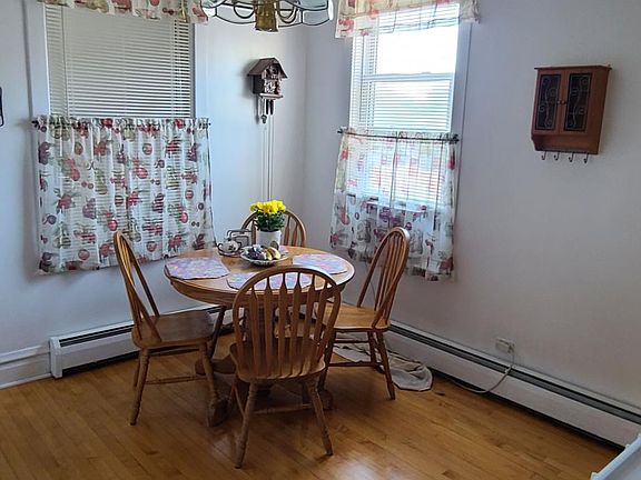 3rd image of 5413 W Leland Ave #2