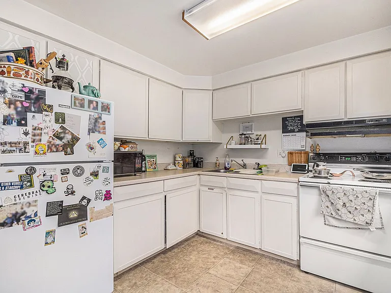 Aruba Apartments — Photo 7