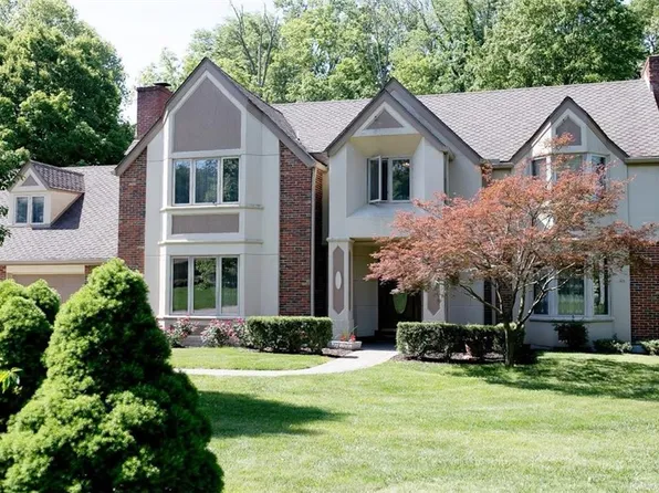 648 Woodbourne Trl, Dayton, OH 45459