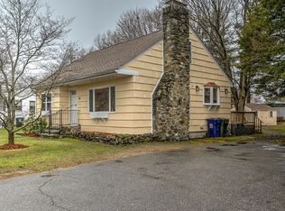 15 Leonard Ave, Dracut, MA 01826