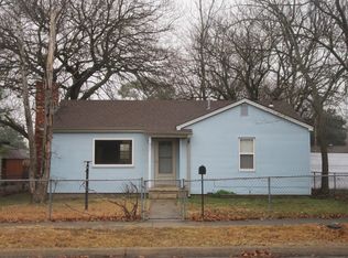 847 S Wright St, Siloam Springs, AR 72761
