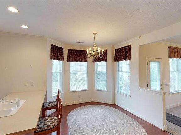 Dining room and Kitchen island