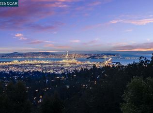 7075 Elverton Dr, Oakland, CA 94611