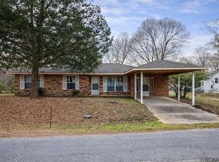 7257 Solitude Rd, Saint Francisville, LA 70775