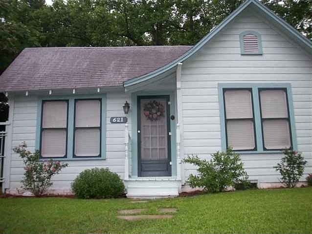 May 25 2011