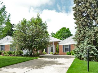 219 Imperial Dr, Bloomington, IL