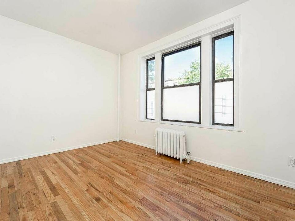 1st image of 2119 27th St #1