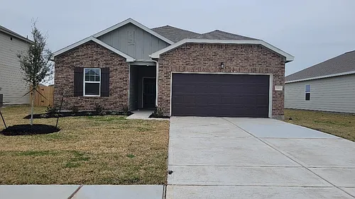 5002 Highland Springs Dr Photo 1