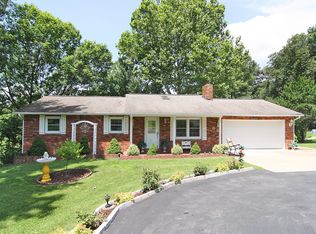 108 Rosewood Ln, Cape Girardeau, MO 63701