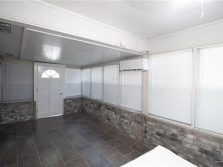 1510 River Bend Dr #6 — Photo 13