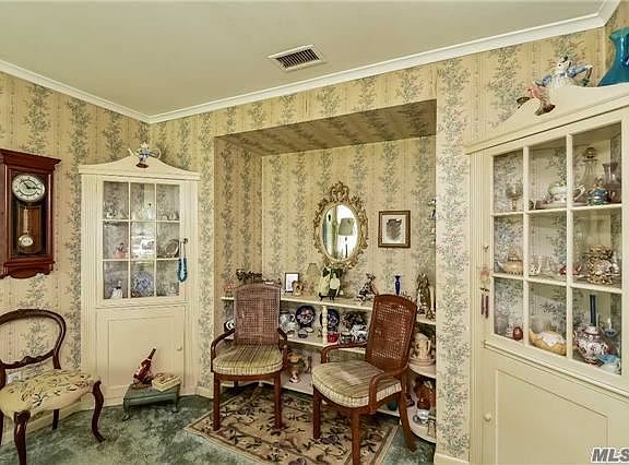 4th image of 2600 Harbor Ln
