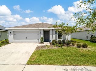 16307 Little Garden Dr, Wimauma, FL 33598