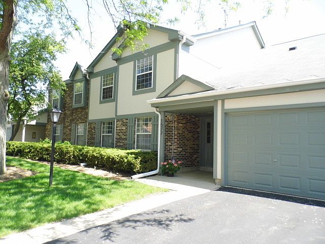 1st image of 1577 Burr Oak Ct APT A