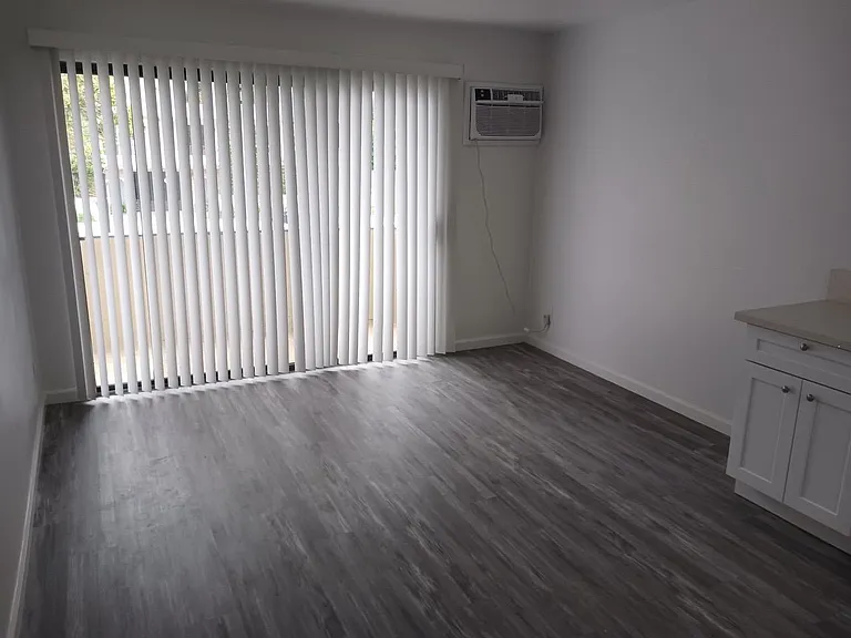 12207 Riverside Dr #102 — Photo 2