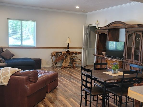 102 W Valley Dr