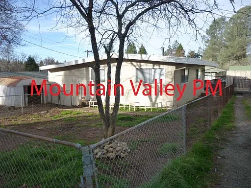 10078 Mills Rd photo 1